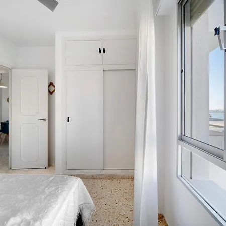 Apartment 1a Linea Valdelagrana *